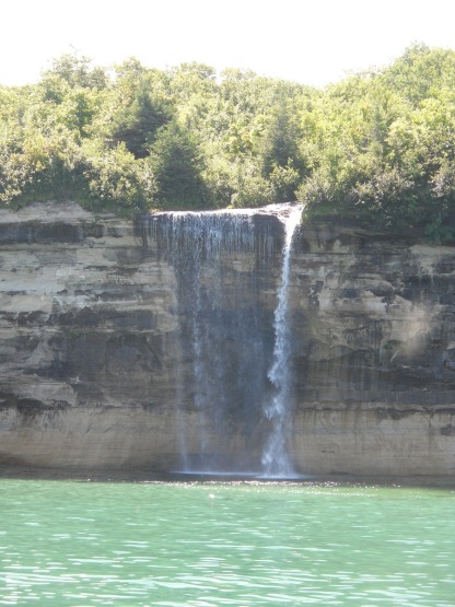 waterfall pictured rock